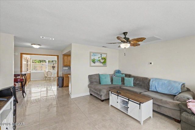 18 Concord Drive, Ormond Beach, FL 32176