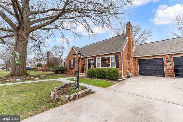 3612 SCHOOLHOUSE LN, Harrisburg, PA 17109