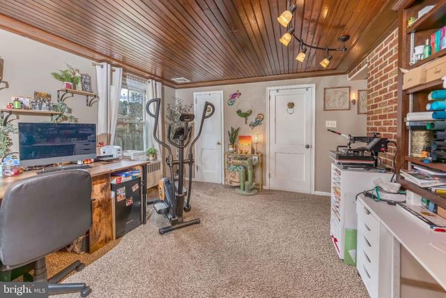 3612 SCHOOLHOUSE LN, Harrisburg, PA 17109