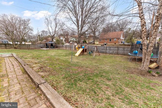 3612 SCHOOLHOUSE LN, Harrisburg, PA 17109