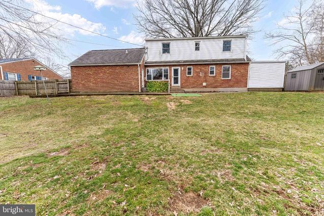 3612 SCHOOLHOUSE LN, Harrisburg, PA 17109
