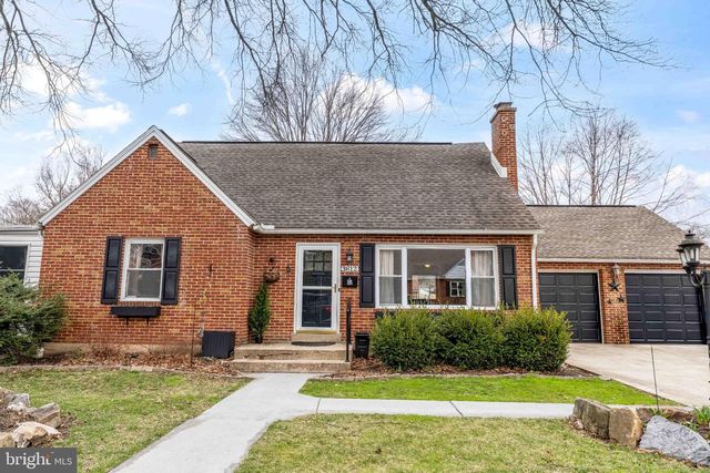 3612 SCHOOLHOUSE LN, Harrisburg, PA 17109