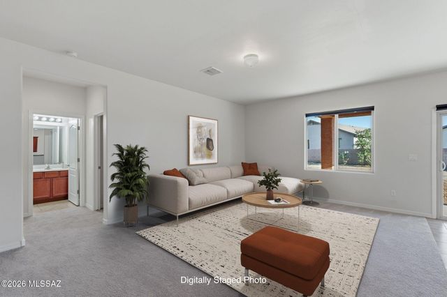 8247 W Razorbill Drive, Tucson, AZ 85757