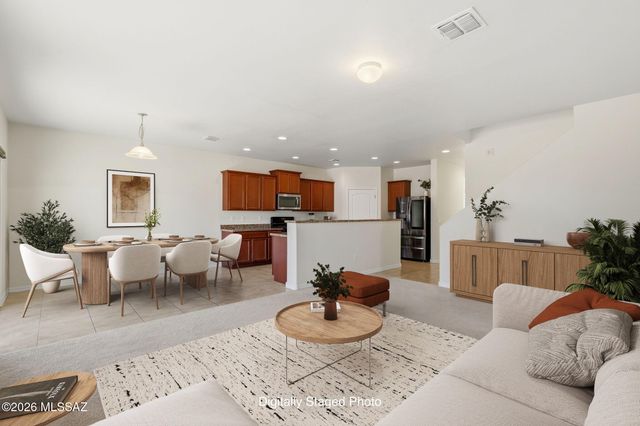 8247 W Razorbill Drive, Tucson, AZ 85757