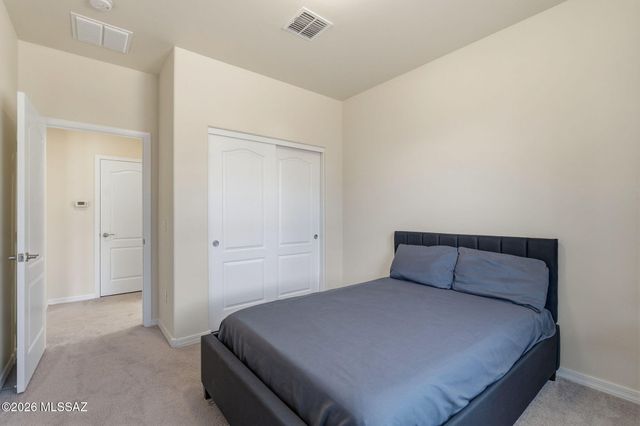 8247 W Razorbill Drive, Tucson, AZ 85757