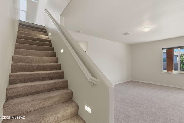 8247 W Razorbill Drive, Tucson, AZ 85757
