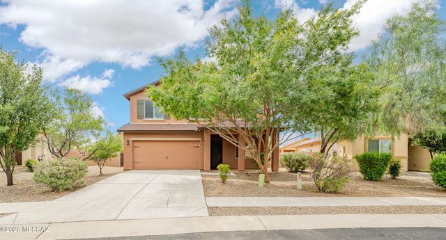 8247 W Razorbill Drive, Tucson, AZ 85757