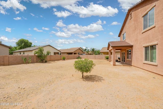 8247 W Razorbill Drive, Tucson, AZ 85757