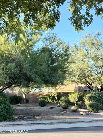 8247 W Razorbill Drive, Tucson, AZ 85757