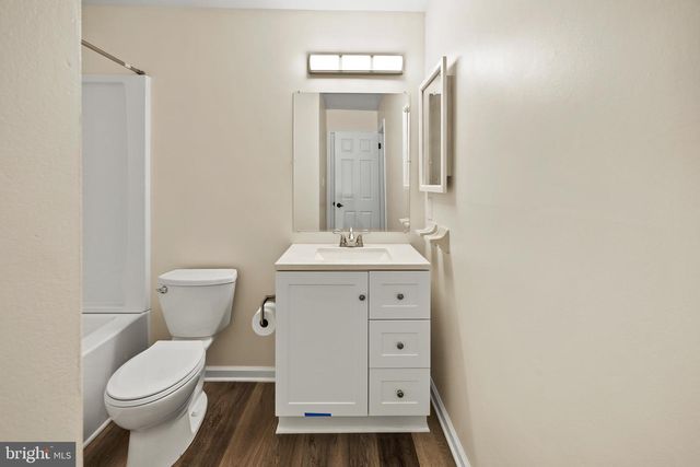 708-B RALSTON DR, Mount Laurel, NJ 08054