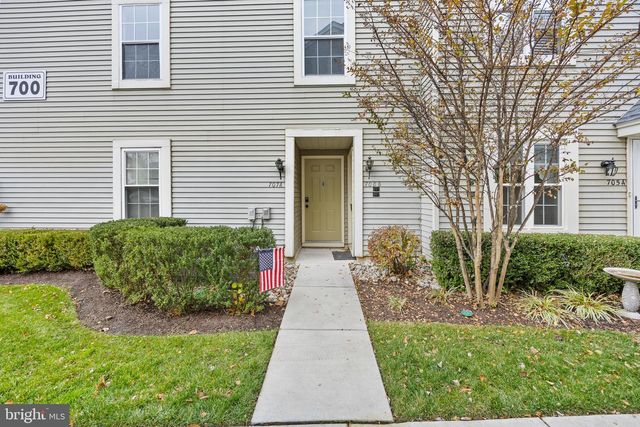 708-B RALSTON DR, Mount Laurel, NJ 08054
