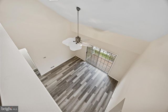 708-B RALSTON DR, Mount Laurel, NJ 08054