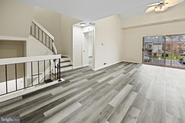 708-B RALSTON DR, Mount Laurel, NJ 08054