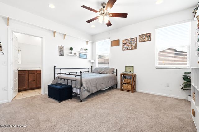 686 W Calle El Teclado, Sahuarita, AZ 85629