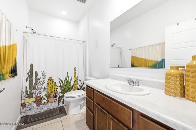 686 W Calle El Teclado, Sahuarita, AZ 85629