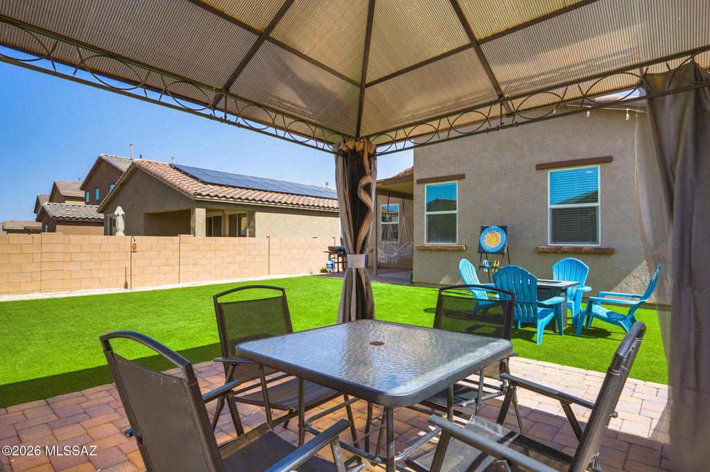 686 W Calle El Teclado, Sahuarita, AZ 85629