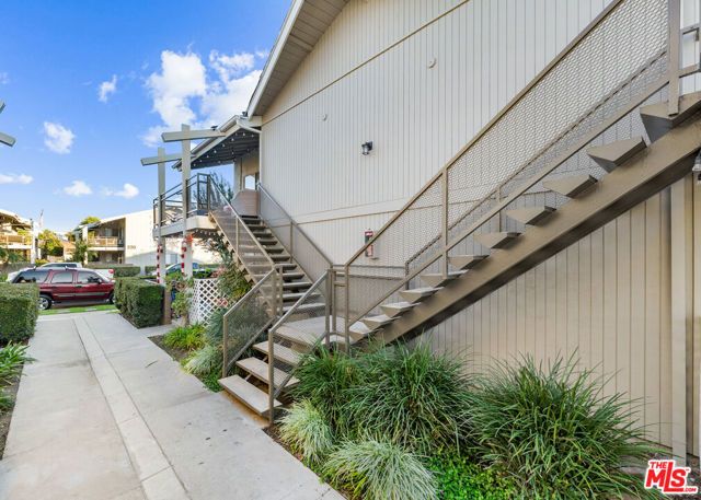 211 S Valencia Street, La Habra, CA 90631