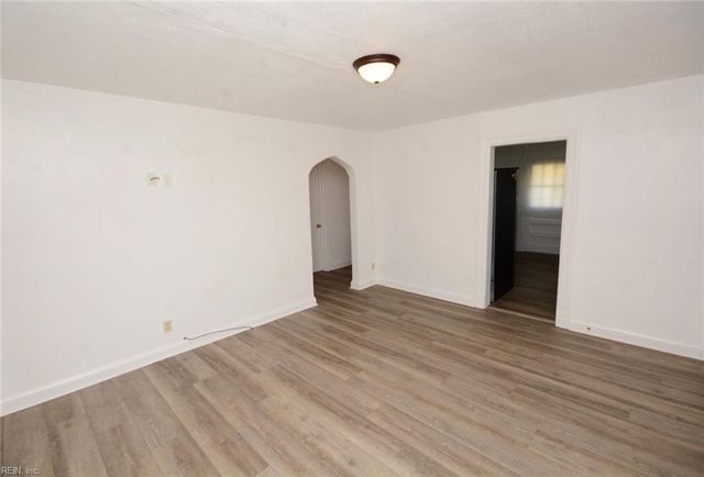 101 Dahlgren AVE, Portsmouth, VA 23702