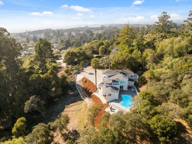 532 Moonrise Lane, Aptos, CA 95003