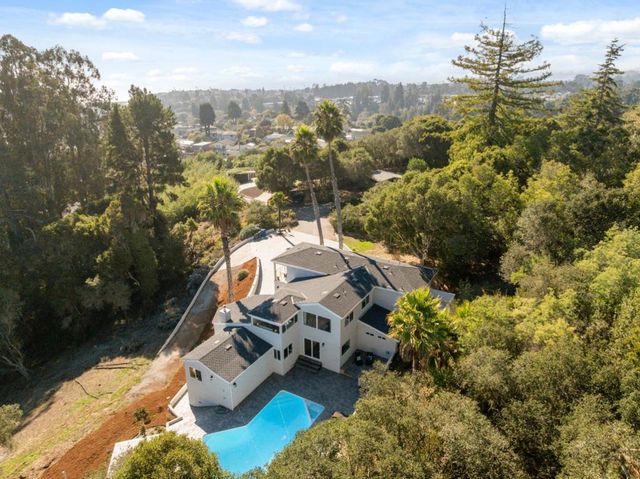 532 Moonrise Lane, Aptos, CA 95003