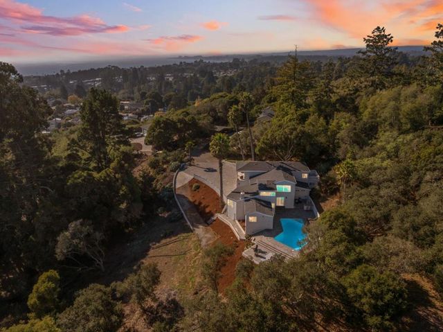 532 Moonrise Lane, Aptos, CA 95003