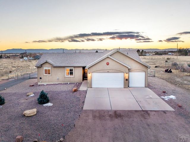 521 N Ramaldo Dr, Pueblo West, CO 81007
