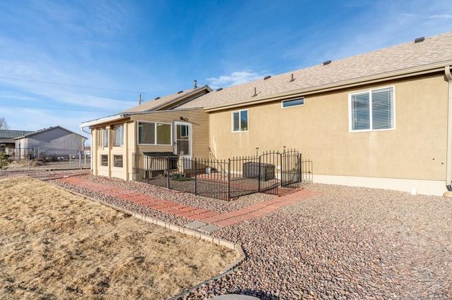 521 N Ramaldo Dr, Pueblo West, CO 81007