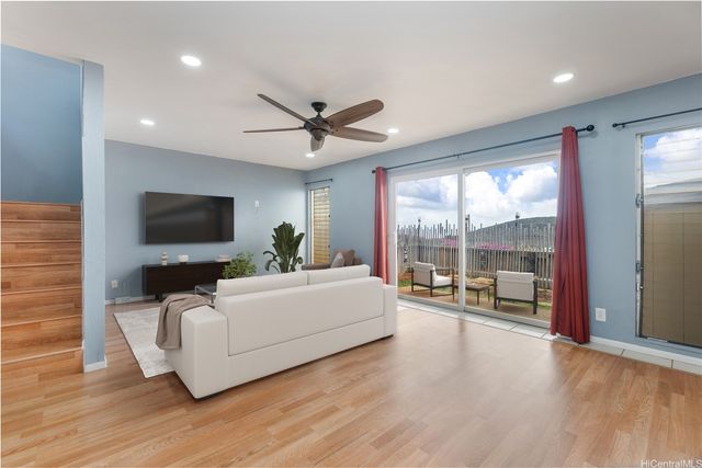 92-1043 Makakilo Drive 88, Kapolei, HI 96707