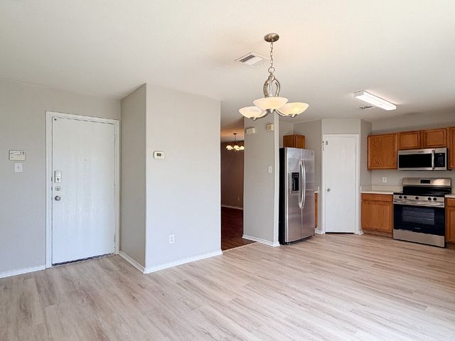 670 Horn Street, Crowley, TX 76036