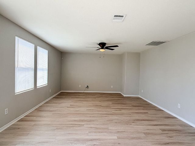 670 Horn Street, Crowley, TX 76036