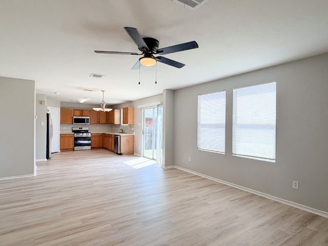 670 Horn Street, Crowley, TX 76036
