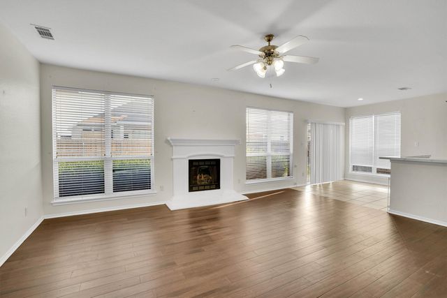 1107 Eastbrook Drive, Glenn Heights, TX 75154