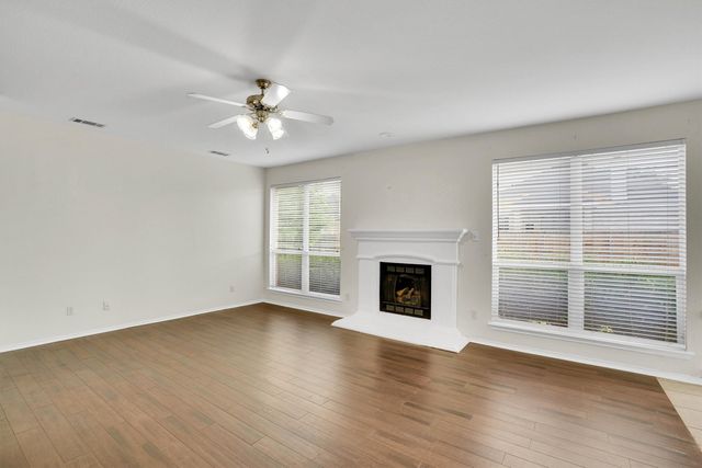 1107 Eastbrook Drive, Glenn Heights, TX 75154