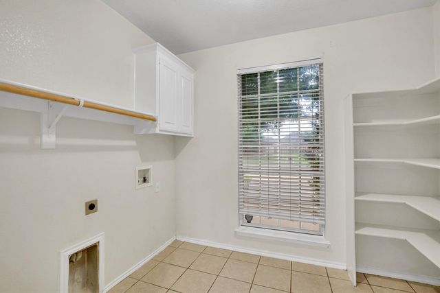 1107 Eastbrook Drive, Glenn Heights, TX 75154