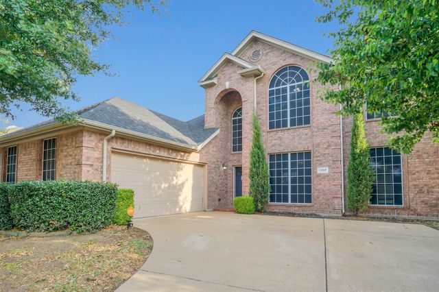 1107 Eastbrook Drive, Glenn Heights, TX 75154