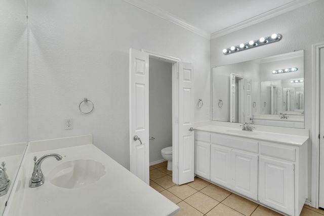 1107 Eastbrook Drive, Glenn Heights, TX 75154
