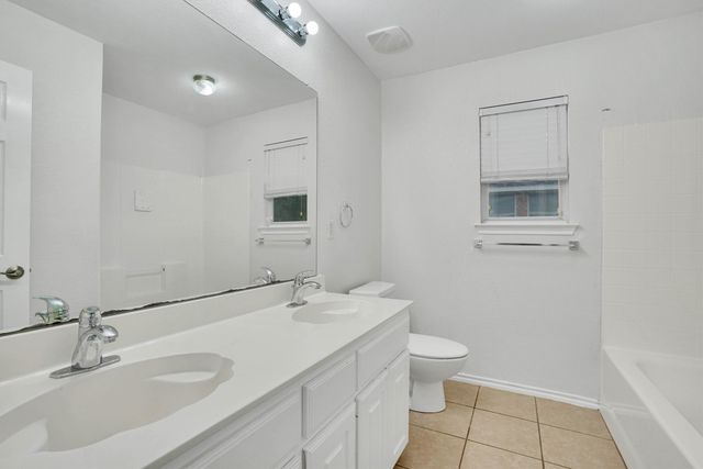 1107 Eastbrook Drive, Glenn Heights, TX 75154