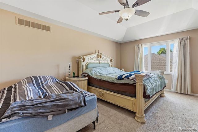 50426 Chief Drive, Macomb, MI 48044
