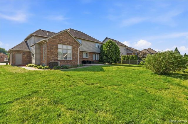 50426 Chief Drive, Macomb, MI 48044