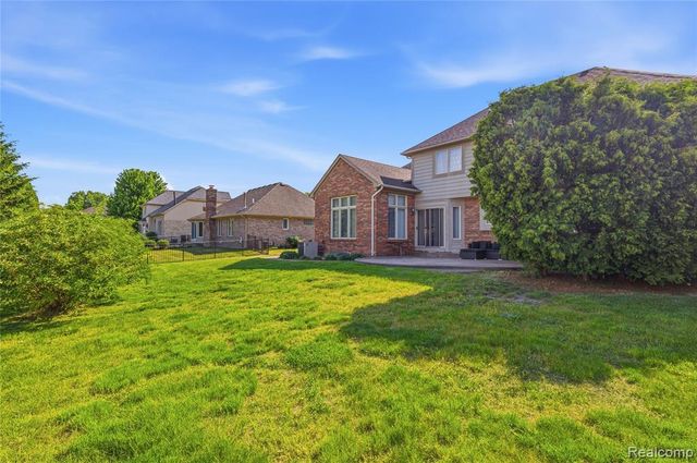 50426 Chief Drive, Macomb, MI 48044