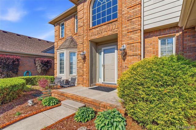 50426 Chief Drive, Macomb, MI 48044