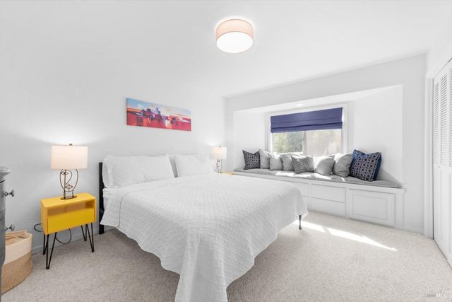 5860 Sharp Rd, Calistoga, CA 94515