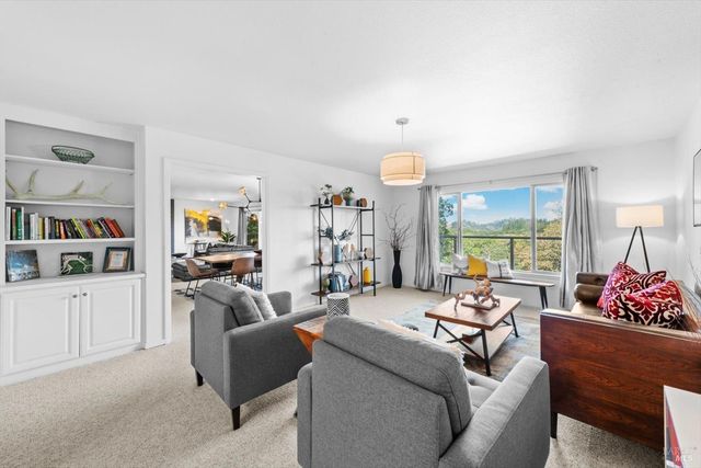 5860 Sharp Rd, Calistoga, CA 94515