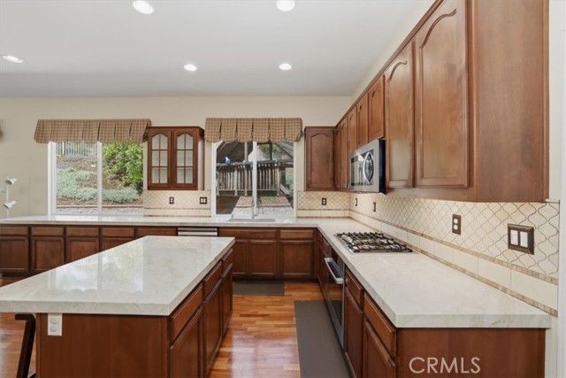 41515 Grand View, Murrieta, CA 92562