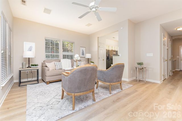 12327 Jessica Place, Charlotte, NC 28269