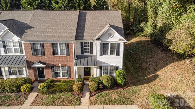 12327 Jessica Place, Charlotte, NC 28269