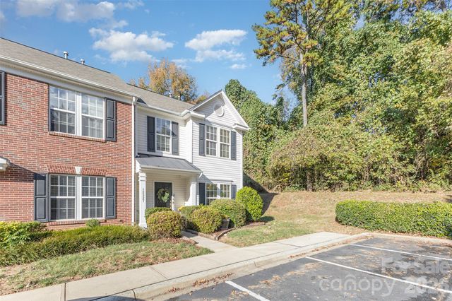 12327 Jessica Place, Charlotte, NC 28269