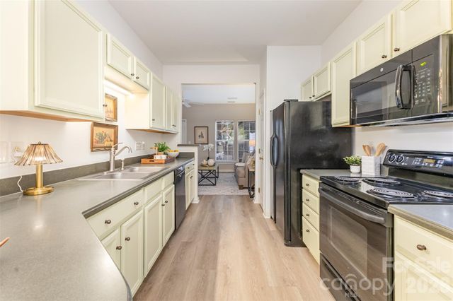 12327 Jessica Place, Charlotte, NC 28269