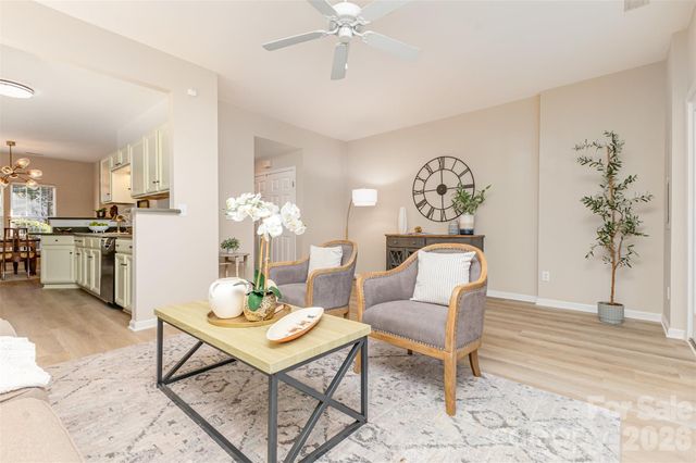 12327 Jessica Place, Charlotte, NC 28269