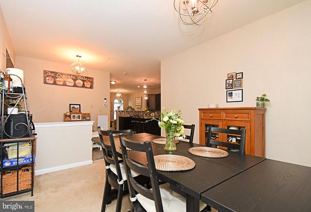 2152 DANVILLE DR, Pennsburg, PA 18073